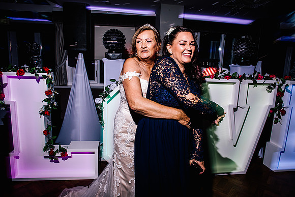 Jane & David - Gift Of A Wedding - Moat House Acton Trussell-534