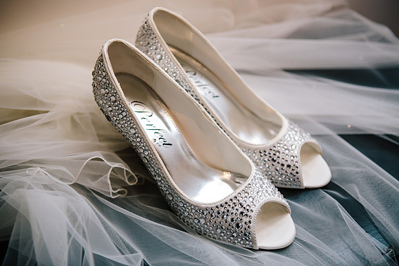 Rachel & Rich - Shropshire Wedding Photography - Market Drayton-5