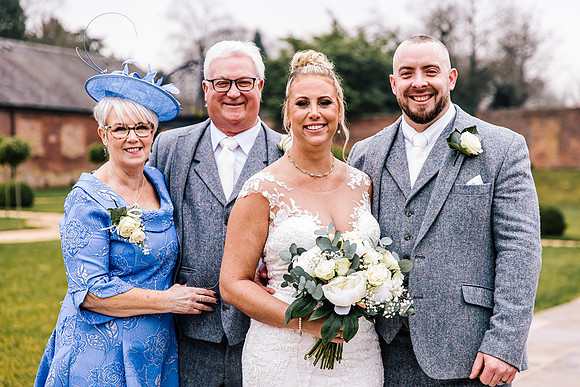Foxtail Barns Wedding Photography - Kate & Jonathon-561