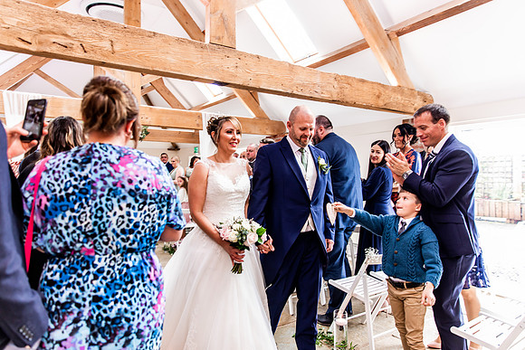 Hanbury Barn Wedding Photography - Laura & Phil-371