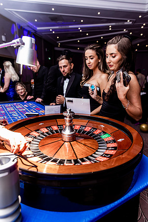 Earth Angels Charity Ball-45