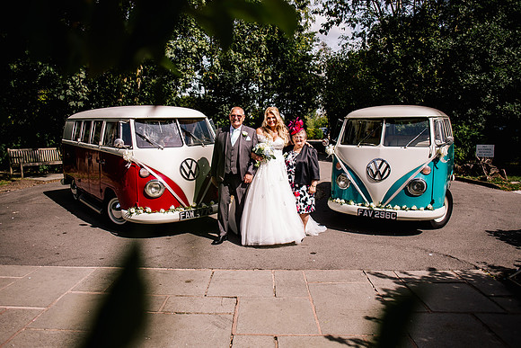 The Oak Tree Of Peover Wedding Photography - Cheshire Wedding Photographer-510