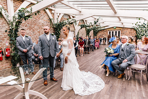 Foxtail Barns Wedding Photography - Kate & Jonathon-278