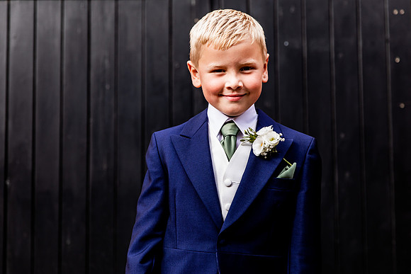 Hanbury Barn Wedding Photography - Laura & Phil-215