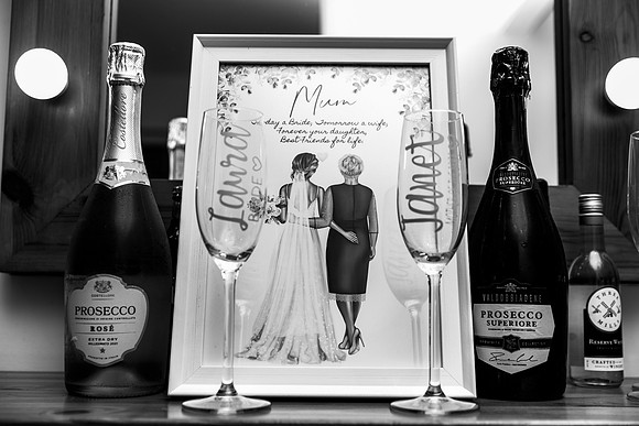 Hanbury Barn Wedding Photography - Laura & Phil-14