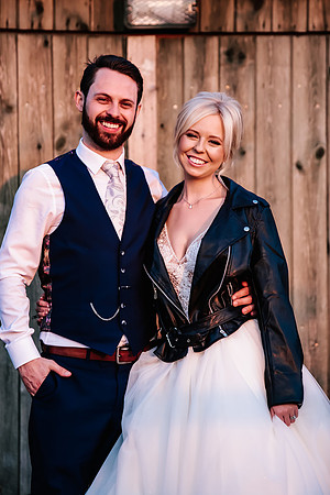 Three Horseshoes Wedding Photography - Staffordshire Weddding Photographer - Laura & Louis-610