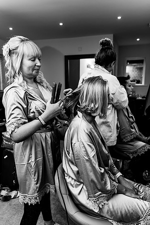 Hanbury Barn Wedding Photography - Laura & Phil-107