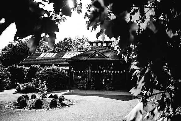 The Oak Tree Of Peover Wedding Photography - Cheshire Wedding Photographer-431