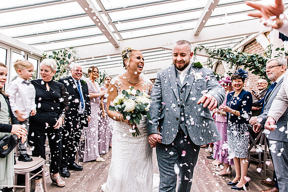 Foxtail Barns Wedding Photography - Kate & Jonathon-401