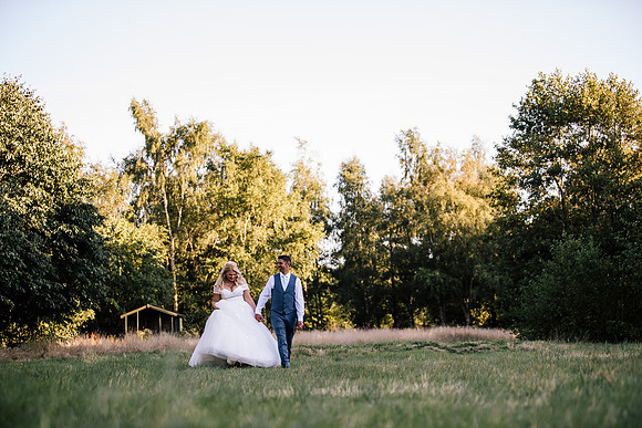 The Oak Tree Of Peover Wedding Photography - Cheshire Wedding Photographer-996