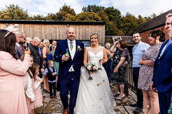 Hanbury Barn Wedding Photography - Laura & Phil-403