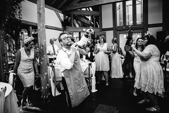 The Oak Tree Of Peover Wedding Photography - Cheshire Wedding Photographer-916