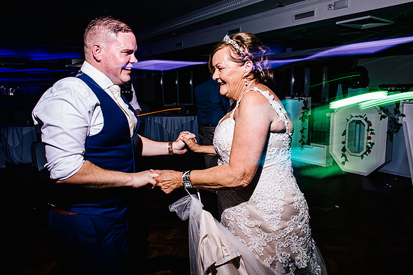 Jane & David - Gift Of A Wedding - Moat House Acton Trussell-787