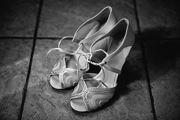 Three Horseshoes Wedding Photography - Staffordshire Weddding Photographer - Laura & Louis-12