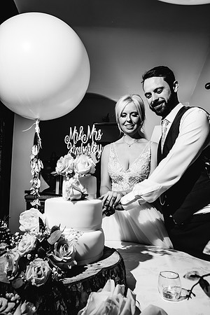 Three Horseshoes Wedding Photography - Staffordshire Weddding Photographer - Laura & Louis-789