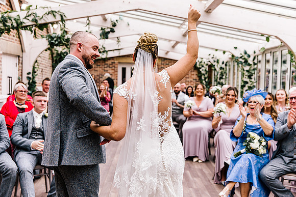 Foxtail Barns Wedding Photography - Kate & Jonathon-339