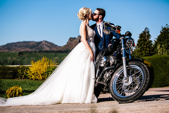 Three Horseshoes Wedding Photography - Staffordshire Weddding Photographer - Laura & Louis-422