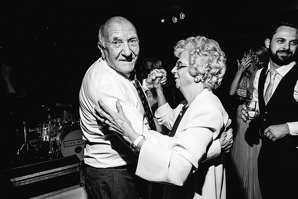 Three Horseshoes Wedding Photography - Staffordshire Weddding Photographer - Laura & Louis-894