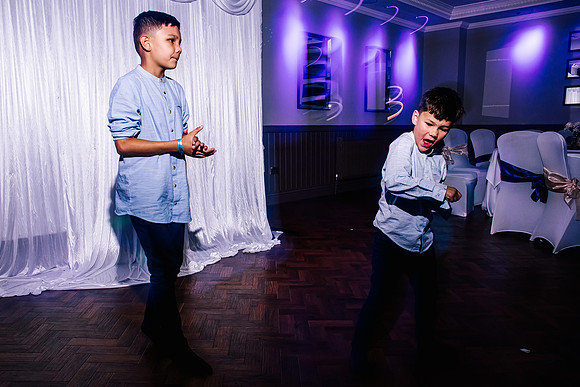 Jane & David - Gift Of A Wedding - Moat House Acton Trussell-801