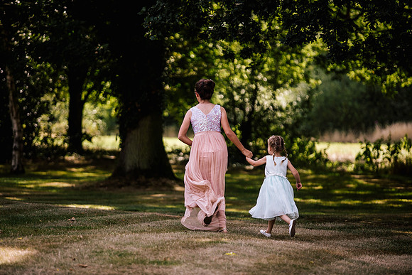 The Oak Tree Of Peover Wedding Photography - Cheshire Wedding Photographer-587