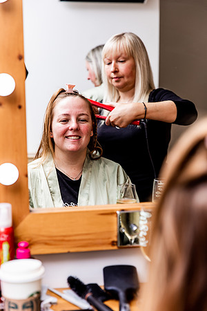Hanbury Barn Wedding Photography - Laura & Phil-33