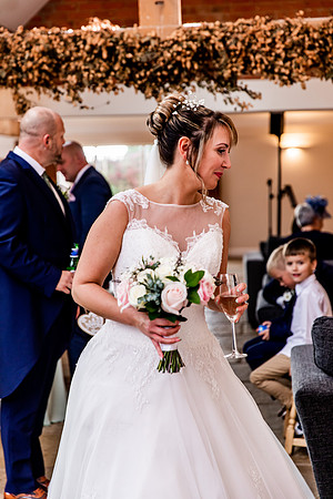 Hanbury Barn Wedding Photography - Laura & Phil-456