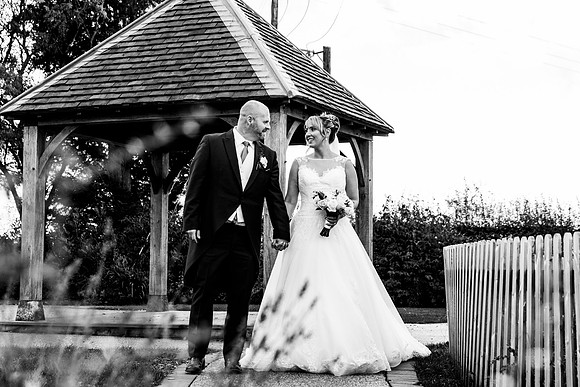 Hanbury Barn Wedding Photography - Laura & Phil-573