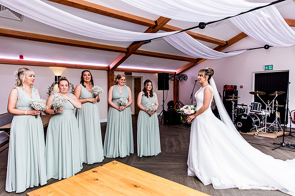 Hanbury Barn Wedding Photography - Laura & Phil-261