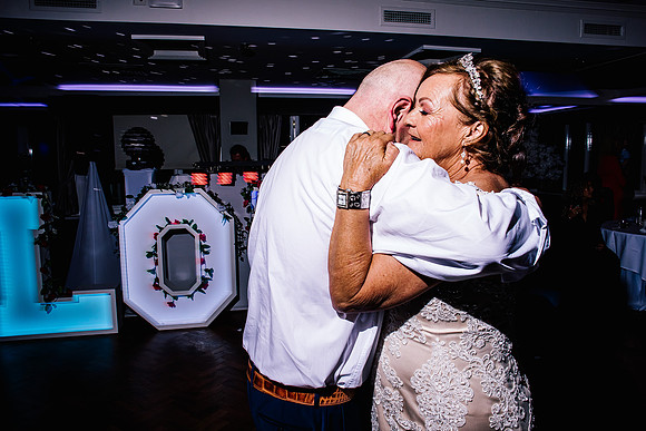 Jane & David - Gift Of A Wedding - Moat House Acton Trussell-613