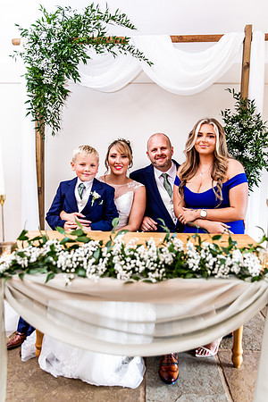 Hanbury Barn Wedding Photography - Laura & Phil-343
