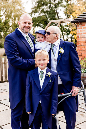 Hanbury Barn Wedding Photography - Laura & Phil-506
