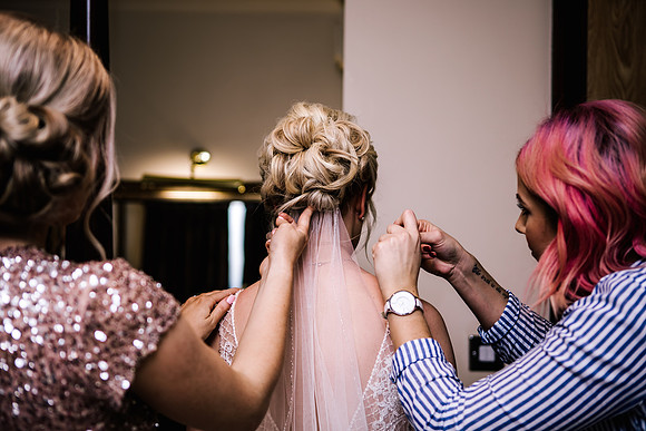 Three Horseshoes Wedding Photography - Staffordshire Weddding Photographer - Laura & Louis-136