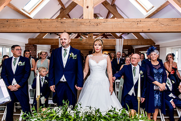 Hanbury Barn Wedding Photography - Laura & Phil-295