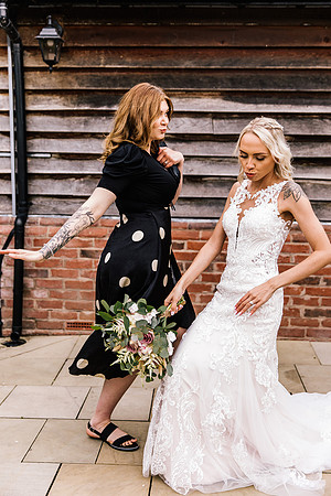 Sandhole Oak Barn Wedding Photography - Caitlin & Shane-482