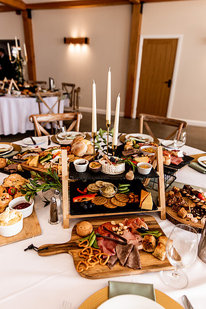 Hanbury Barn Wedding Photography - Laura & Phil-637