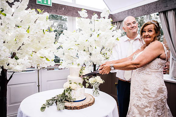 Jane & David - Gift Of A Wedding - Moat House Acton Trussell-422