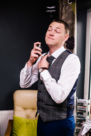 Alcumlow Wedding Barn - Wedding Photography - Ruth & Matt-89