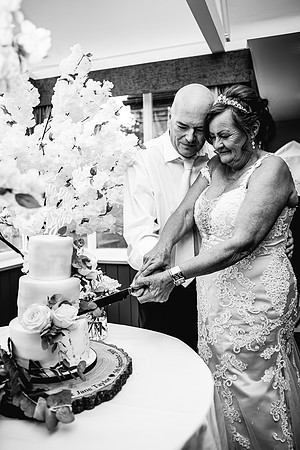 Jane & David - Gift Of A Wedding - Moat House Acton Trussell-428