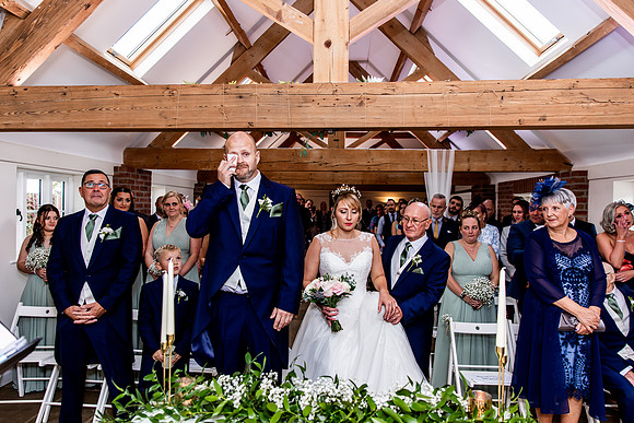 Hanbury Barn Wedding Photography - Laura & Phil-289