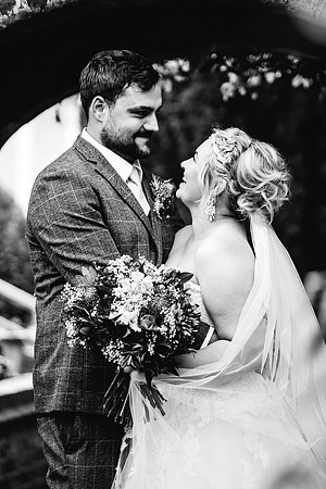 Slaters Country Inn Wedding Photography - Katie & Louis - Staffordshire Wedding Photographer-422