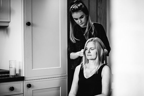 The Oak Tree Of Peover Wedding Photography - Cheshire Wedding Photographer-39