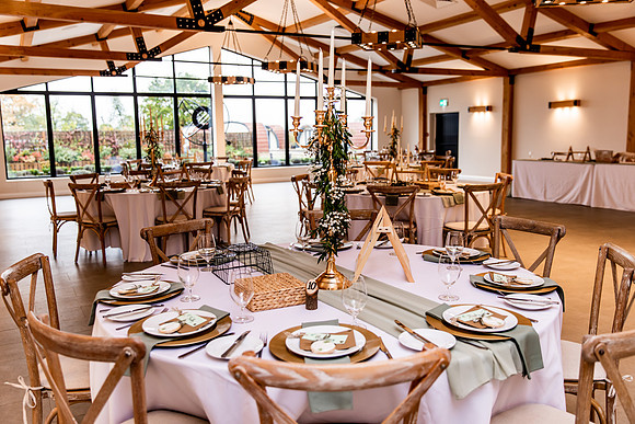 Hanbury Barn Wedding Photography - Laura & Phil-137