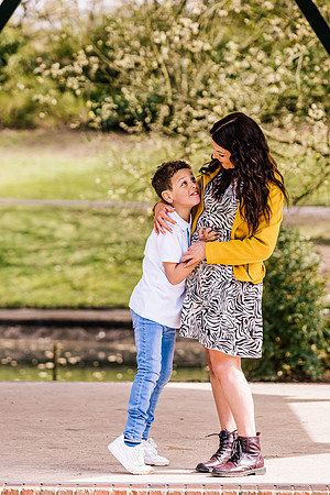 Family Photoshoot at Tunstall Park-108