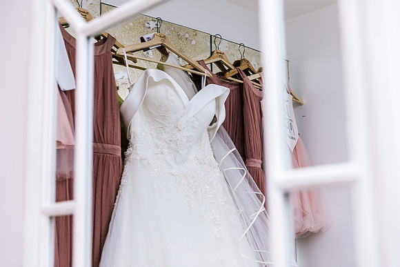 Newby Bridge Wedding Photography - Laura & Ryan-109