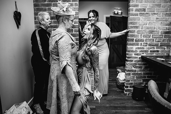 Foxtail Barns Wedding Photography - Kate & Jonathon-173