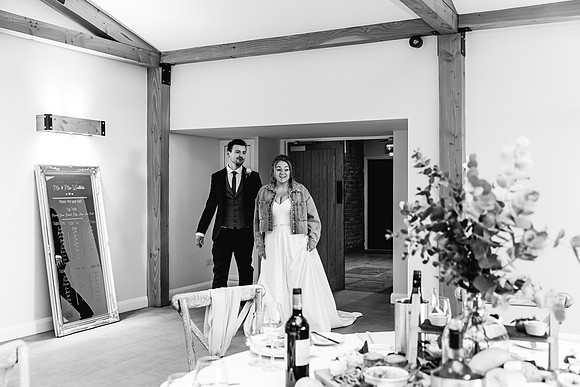 Hanbury Barn Wedding Photography - Hannah & Adam-638