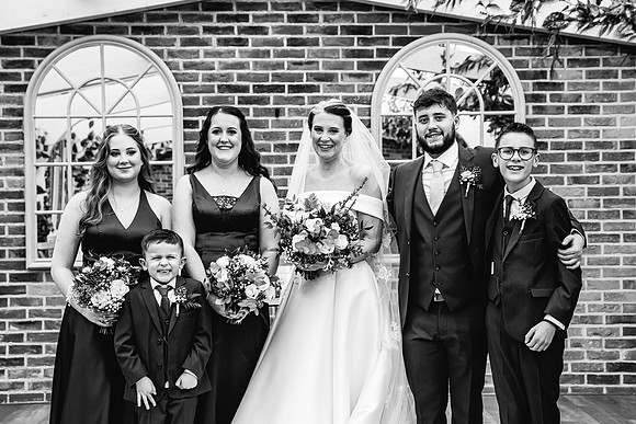 Foxtail Barns Wedding Photography - Jill & Chris-475