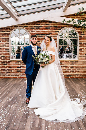 Foxtail Barns Wedding Photography - Jill & Chris-489