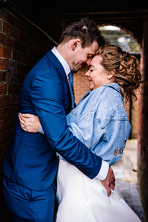 Hanbury Barn Wedding Photography - Hannah & Adam-576