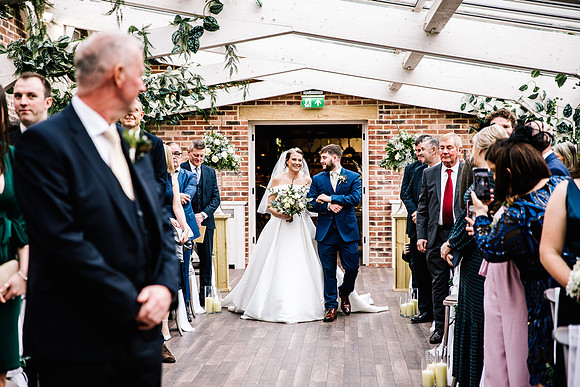 Foxtail Barns Wedding Photography - Jill & Chris-292